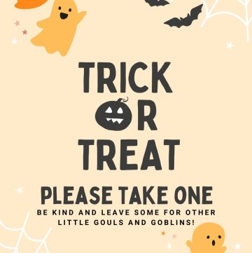 Free Printable Halloween Trick or Treat Signs